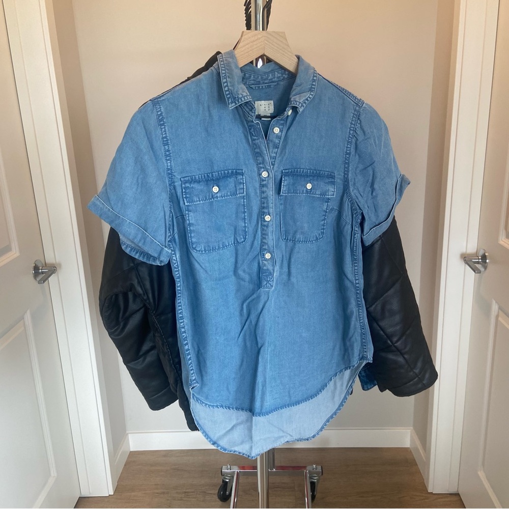 A NEW DAY Blue Button Down Shirt Short Sleeve Shirt Denim Jean XS